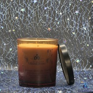 Bougie verre ambré bois de santal face